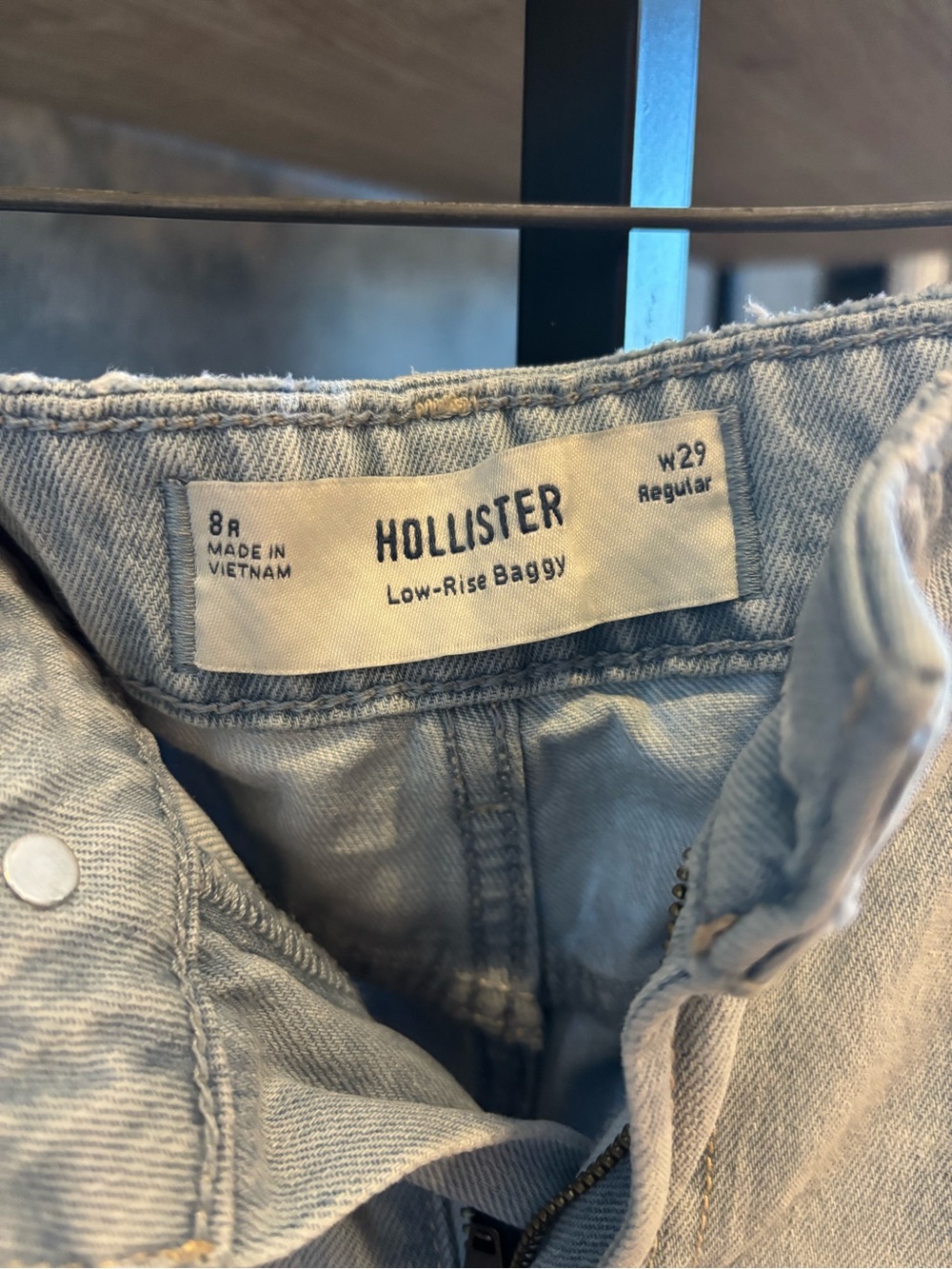 Hollister Light Blue Low-Rise Baggy women’s Jeans